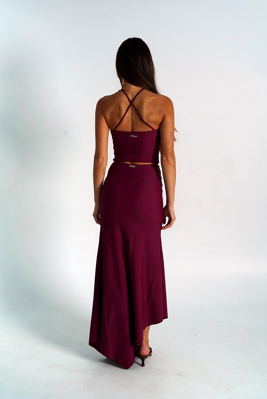 Waev Solstice set in burgundy, back view with cross back straps